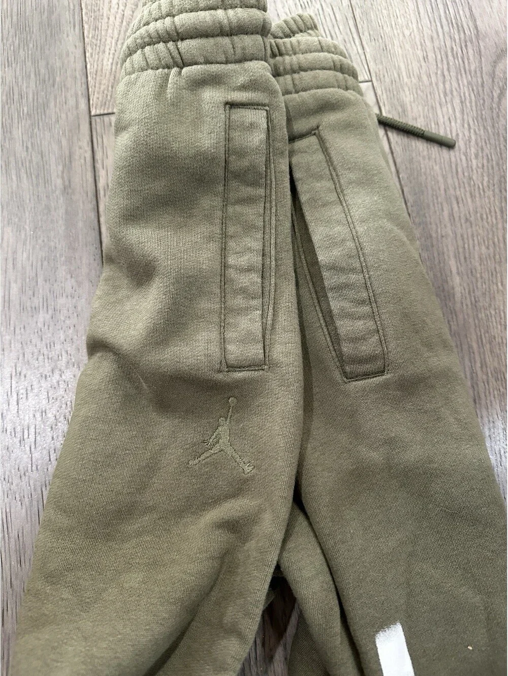 Jordan Flight MVPfleece Pants Large 12-13 Years Old Medium Olive Green